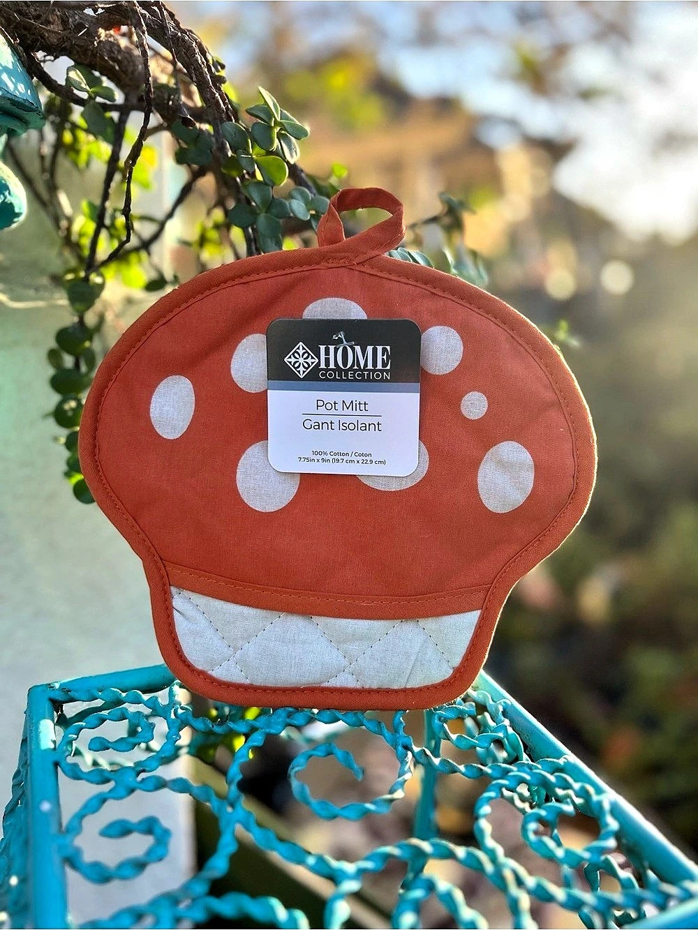 Home Collection Mushroom Pot Mitt Orange & White Polka Dot NWT
